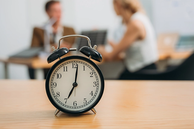 ¿A qué hora se cobra el paro?